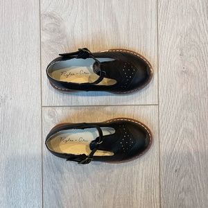 Rylee + Cru Mary Jane flat || Black vintage